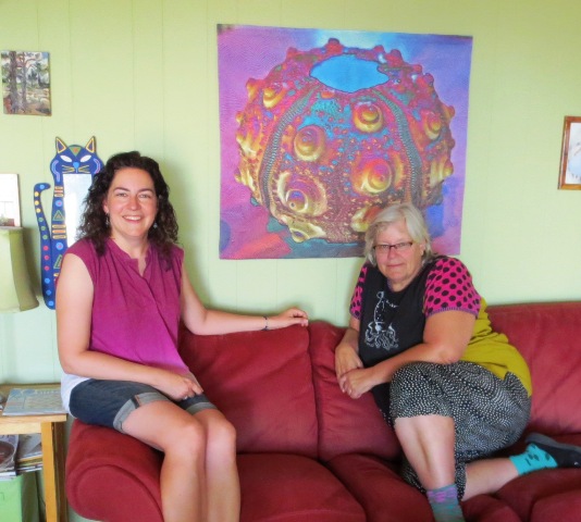 acrafty interview - betty busby with her quilt disco urchin